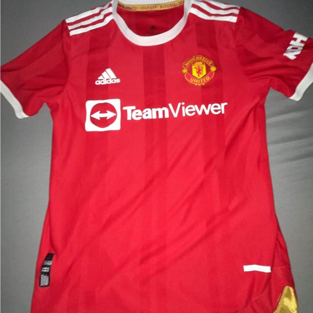 Adidas Kids Red Manchester United Jersey